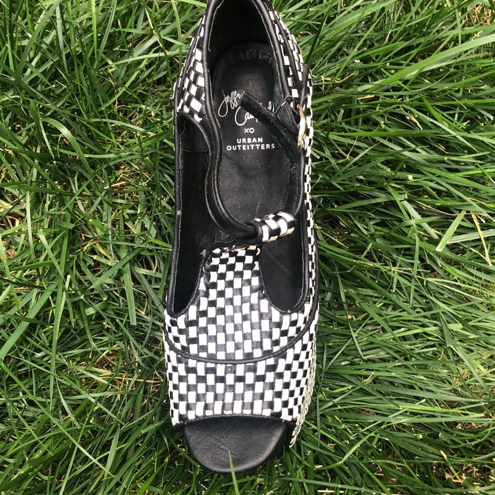 Black and White real leather.Geometric Platform Heels - Picture 7 of 8
